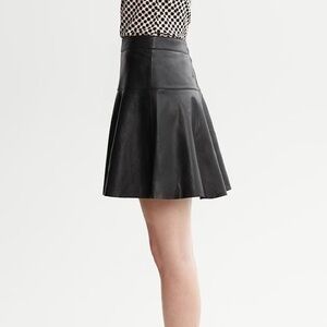 BANANA REPUBLIC Black Leather Fit and Flare Mini; Size 10